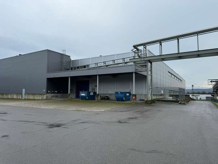 Industriegebäude Außenansicht – NELO Metals