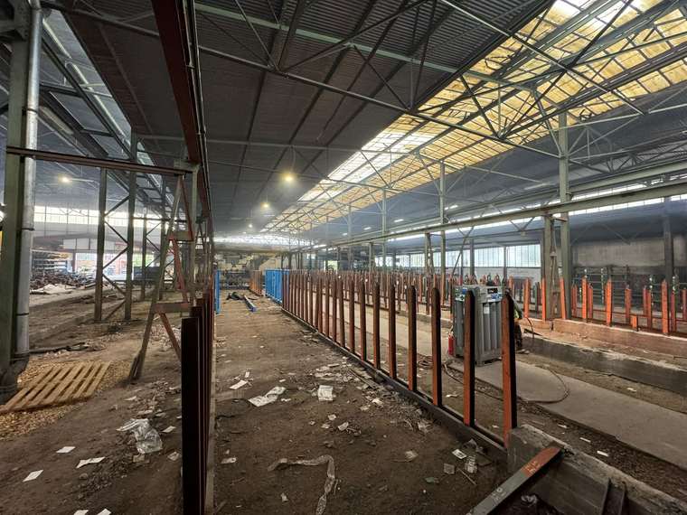 Hallenrückbau Stahlbau – NELO Metals