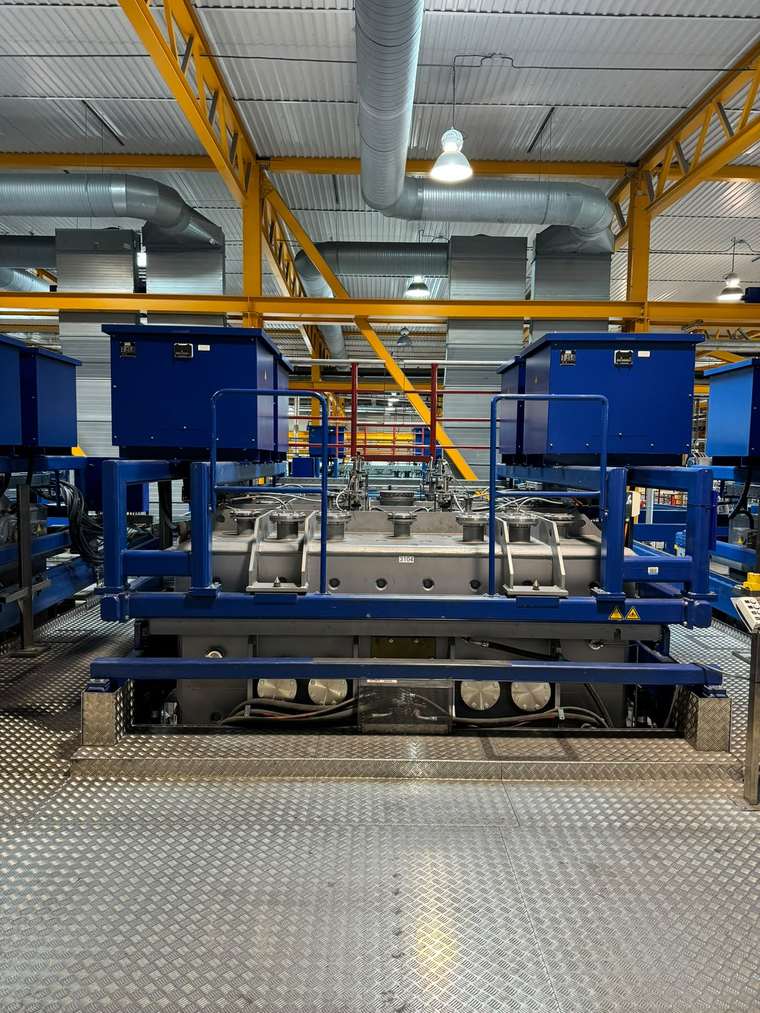 Produktionsmaschine – NELO Metals